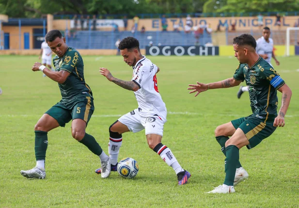 Estreia do Altos pela Copa do Nordeste contra o Vitória