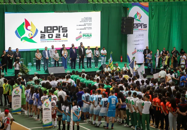 Governador realiza abertura dos Jogos Escolares Piauienses