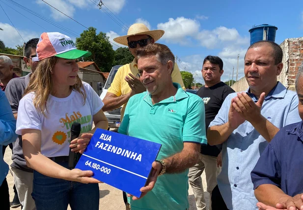 Prefeita Ivanária Sampaio inaugura ruas com pavimentação poliédrica