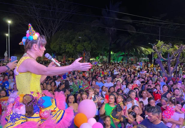 Mundo Encantado 2025 encanta crianças e famílias em Esperantina