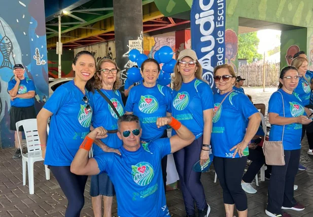 Professor Demóstenes Ribeiro participa da 2ª Caminhada do Envelhecimen