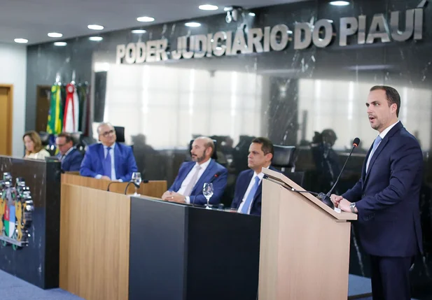 Posse administrativa do desembargador Mário Basílio