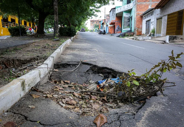 Moradores denunciam más condições de avenidas na zona sul de Teresina