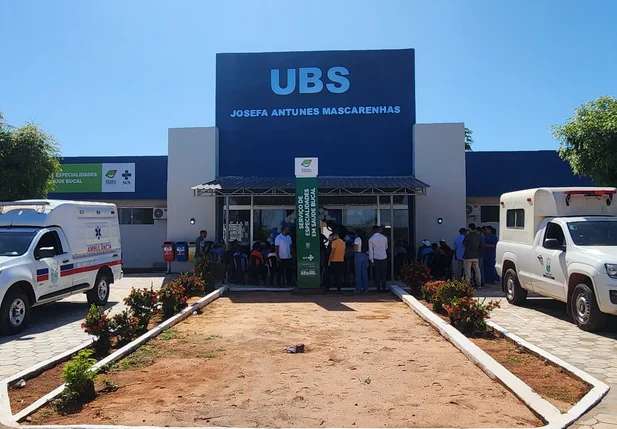 Prefeito Jabes Júnior entrega reforma de UBS em Riacho Frio
