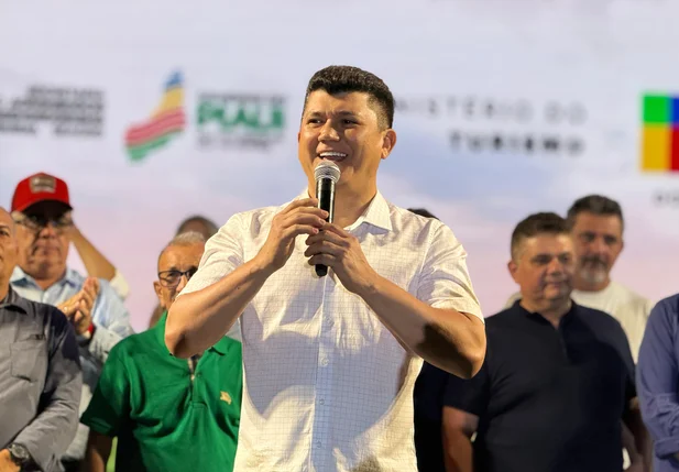 Deputado Rubens Vieira prestigia abertura da 19ª Feira Agropecuária de