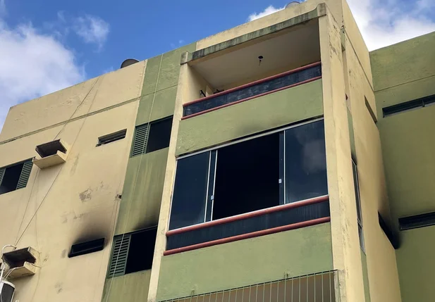 Incêndio atinge apartamento na zona sul de Teresina