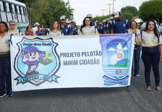 Prefeitura de São Gonçalo do Piauí promove desfile cívico em homenagem