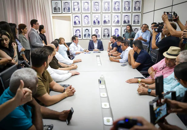 Presidente da APPM Pompílio Evaristo se reúne com Ciro Nogueira
