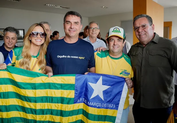 Tiago Junqueira reforça articulação política durante agenda com Flávio
