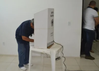 220 eleitores compareceram às urnas em Picos