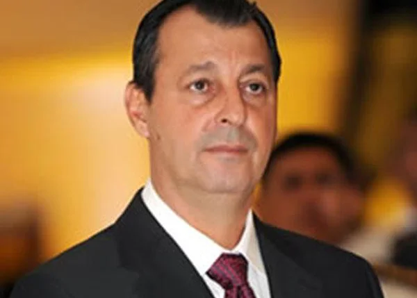 Governador Omar Aziz 