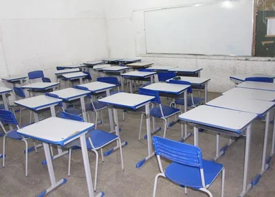 As aulas continuam comprometidas