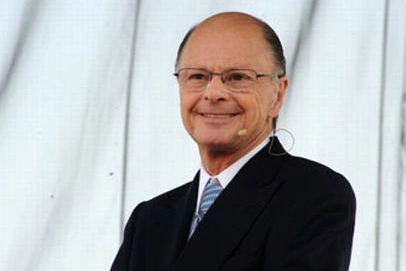 Bispo Edir Macedo, fundador da Igreja Universal do Reino d