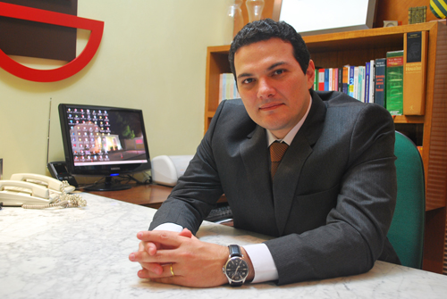 Celso Barros Coelho Neto