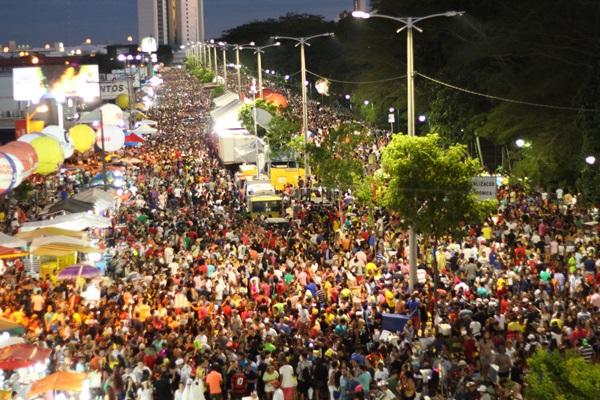 Corso 2016 reuniu milhares de pessoas
