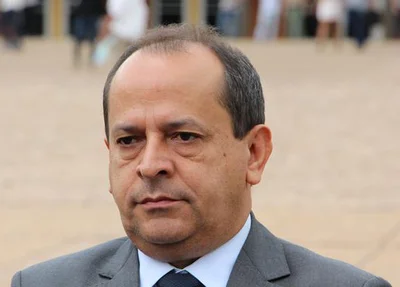 Deputado Hélio Isaías