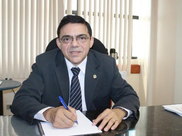 Desembargador  Francisco Meton Marques de Lima