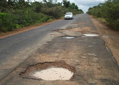 Estrada que liga Jerumenha a Guadalupe