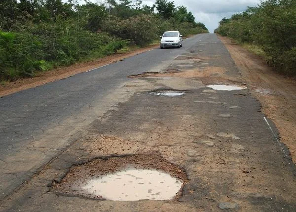 Estrada que liga Jerumenha a Guadalupe