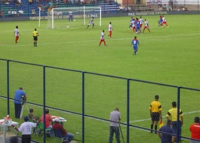 Jogo no Lindolfo Monteiro