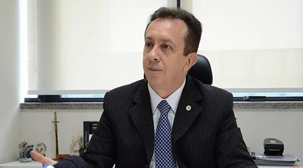 Juiz Carlos Hamilton Bezerra Lima