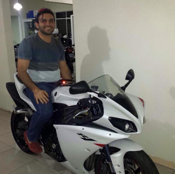 Lucas Lages, dentista acusado de ameaçar crianças com uma 