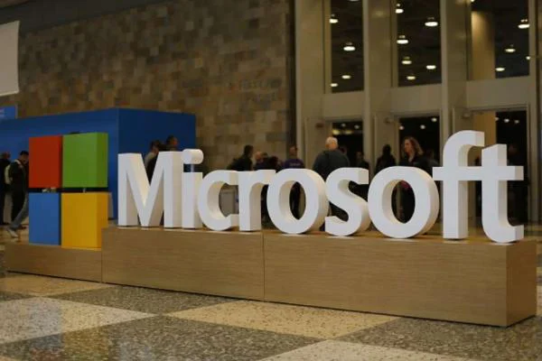 Microsoft anuncia demissão de 7,8 mil funcionários