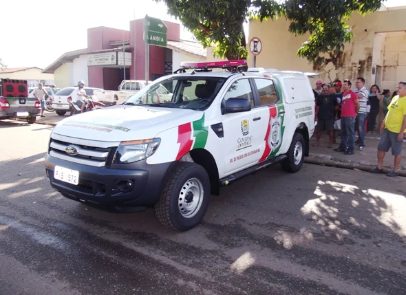Nova viatura de Esperantina