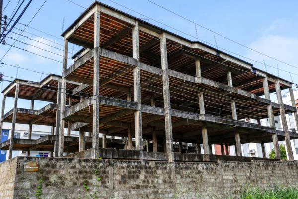 Prédio abandonado