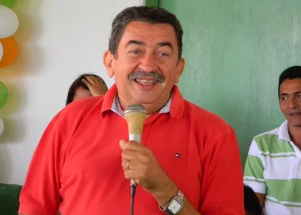 Prefeito Lincoln Matos