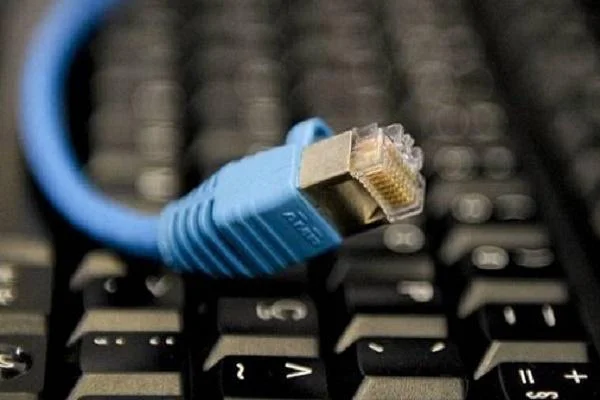 Serviços de banda larga