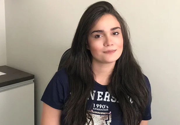 Rhozenda critica mãe que defende filho envolvido com crime
