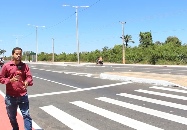 Moradores denunciam falta de fiscalização na Avenida Poti Velho