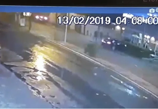 Bandido morre após roubar cofre do Mc Donald's no Jóquei