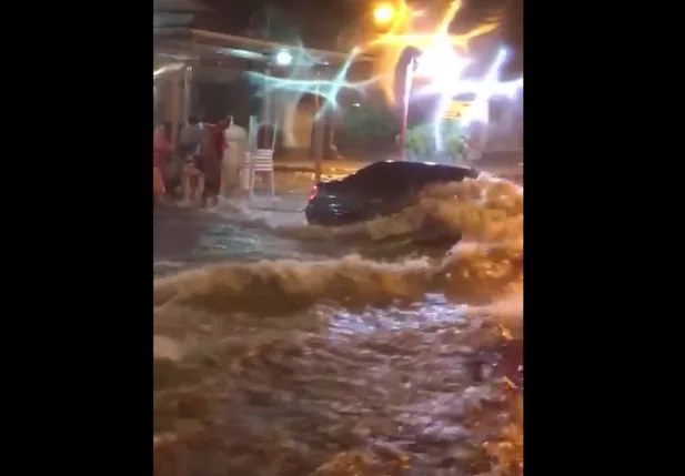 Teresina que o prefeito Firmino Filho ignora e não administra