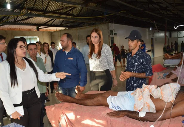 Deputados realizam vistoria no Hospital Regional Justino Luz