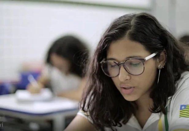 Estudantes do CETI João Henrique participam de projeto
