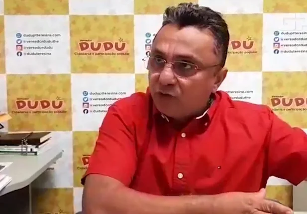 Dudu diz que grupo de Assis Carvalho está 'desesperado'