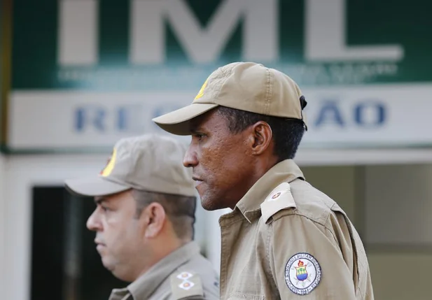 Corpo do Capitão Anderson chega ao IML em Teresina