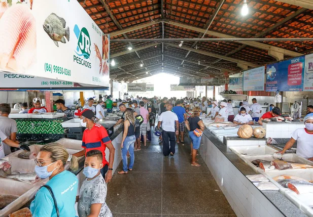 Mercado do Peixe de Teresina registra movimentação intensa