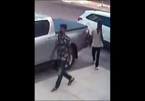 Bandidos invadem clínica e fazem arrastão na Avenida Leônidas Melo