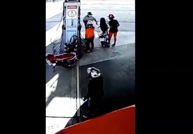Câmeras flagram arrastão em postos de combustível na zona sul de Teresina