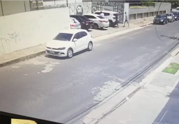 Mulher é mantida refém durante assalto no centro de Teresina