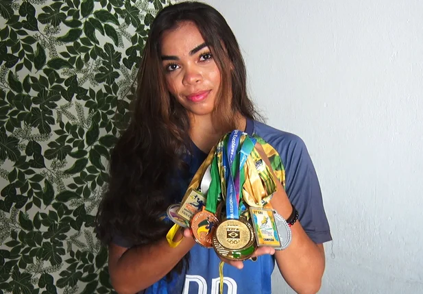 Atleta de handebol Ana Maria está confiante após teste em São Paulo