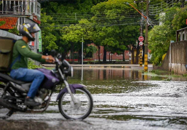 Climatologista alerta para os riscos do período chuvoso em Teresina