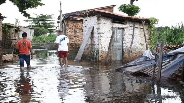 Chuvas deixam 230 famílias desabrigadas na zona norte de Teresina