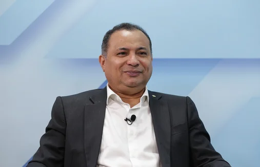 Deputado Evaldo Gomes confirma filiação ao PT em março de 2026