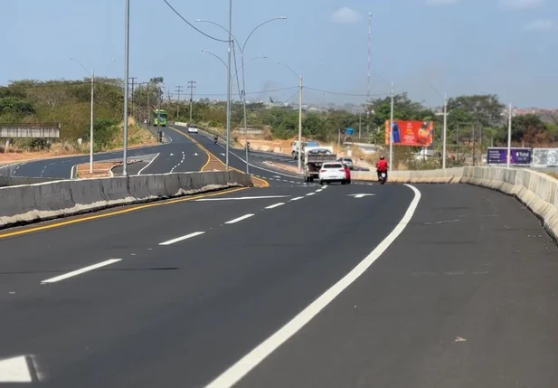 Trânsito é liberado no viaduto do Mercado do Peixe de Teresina