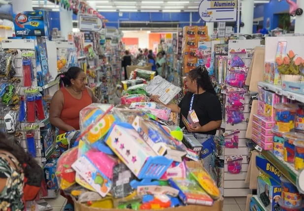 Dia das crianças movimenta o comércio em Teresina