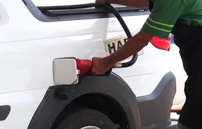 Economista explica aumento no preço dos combustíveis no Piauí